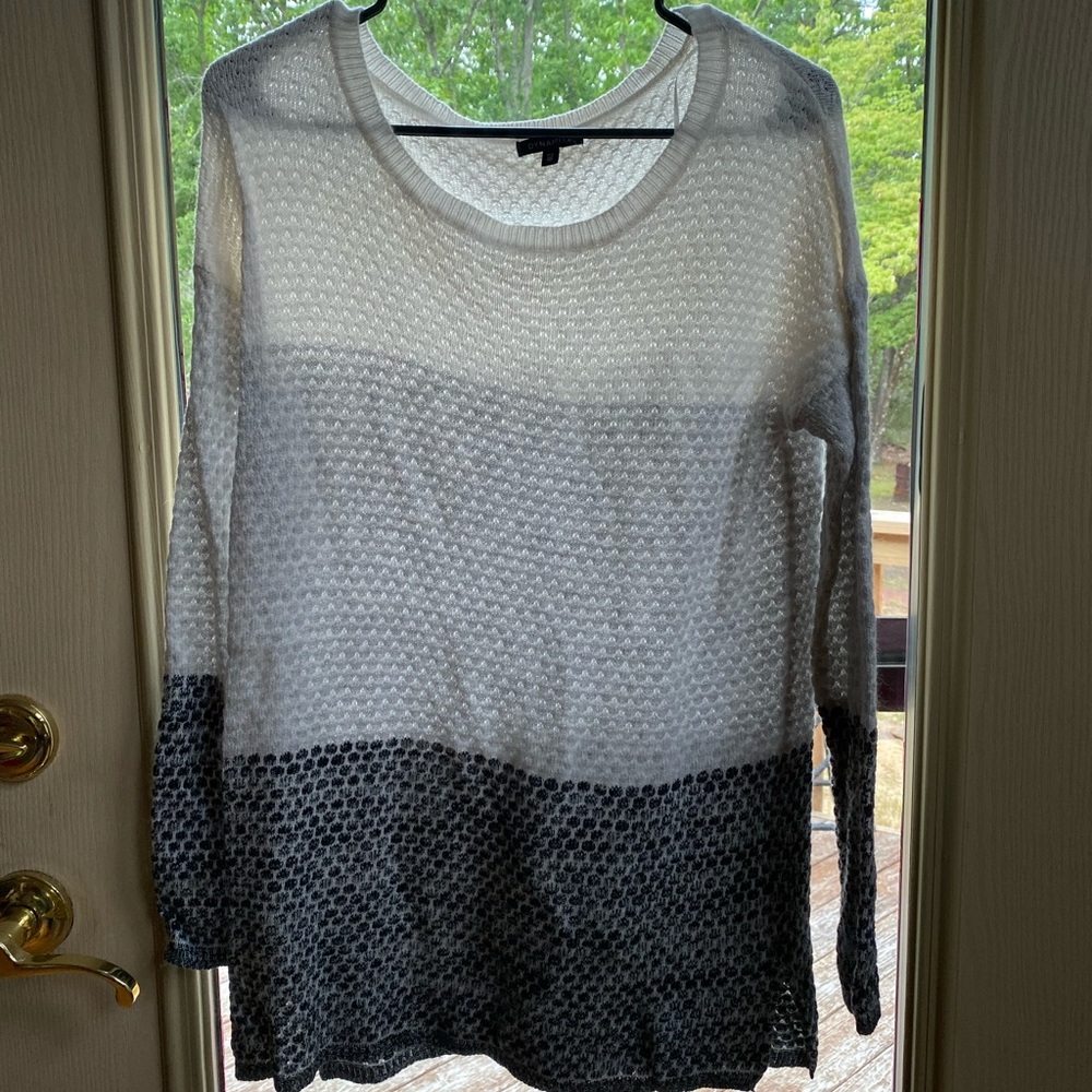 Women’s Sweater Size Small
